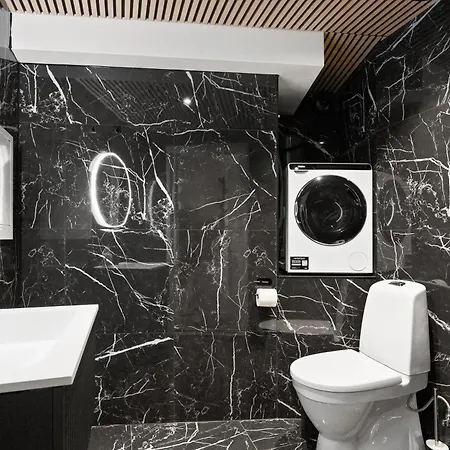 Renovated 2024 - Viking Inspired - Behind Bryggen Apartment Bergen Exterior photo