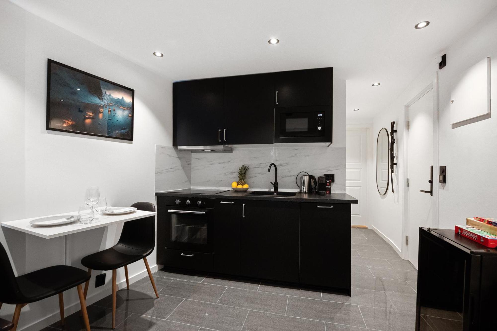 Apartment Renovated 2024 - Viking Inspired - Behind Bryggen